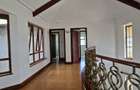 5 Bed Villa with En Suite in Runda - 9