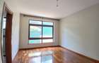 5 Bed Townhouse with En Suite at Lavington Green - 19
