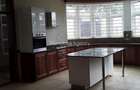 5 Bed Townhouse with En Suite at Rossylon Lone Tree - 15