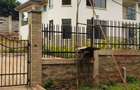 4 Bed Townhouse with En Suite in Rosslyn - 1
