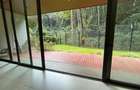 4 Bed Apartment with En Suite in Spring Valley - 6