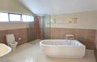 5 Bed Townhouse with En Suite at Grovelia Grove - 16