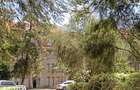 3 Bed Apartment with En Suite in Lavington - 1