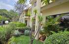4 Bed Townhouse with En Suite in Spring Valley - 1