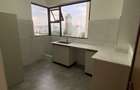 2 Bed Apartment with En Suite in Westlands Area - 17