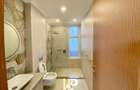 4 Bed Apartment with En Suite in Parklands - 6