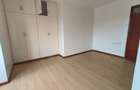 3 Bed Apartment with En Suite in Brookside - 9