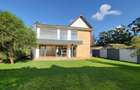 4 Bed Townhouse with En Suite at Garden Estate - 1