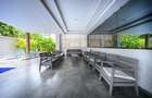 Serviced 2 Bed Apartment with En Suite at 1St Avenue - 15