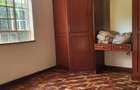 5 Bed House with En Suite in Runda - 17