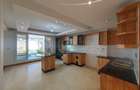 5 Bed House with En Suite at Convent Drive - 5