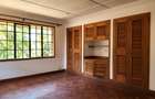 5 Bed House with En Suite in Runda - 16