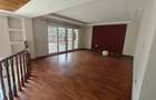 4 Bed Townhouse with En Suite in Lavington - 7