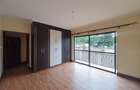 4 Bed House with En Suite at Grevillea Grove - 15