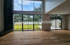5 Bed House with En Suite in Runda - 8
