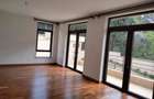 5 Bed Townhouse with En Suite at Lavington - 7