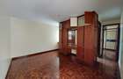 6 Bed Townhouse with En Suite at Algeyo 66 - 12