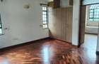 4 Bed Townhouse with En Suite at Runda - 15