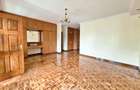 4 Bed Townhouse with En Suite at Lavington Green - 9