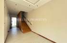 4 Bed Townhouse with En Suite at Loresho - 7