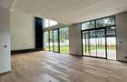 5 Bed Townhouse with Garden at Close To The Un Headquarters - 6