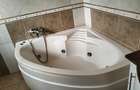4 Bed Townhouse with En Suite in Westlands Area - 15
