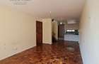 3 Bed Apartment with En Suite at Riverside Drive - 19