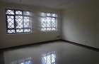 12,912 ft² Warehouse with Service Charge Included in Industrial Area - 18