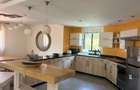 2 Bed Apartment with En Suite in Gigiri - 16