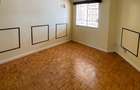 4 Bed House with En Suite in Lavington - 10