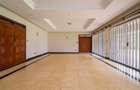 5 Bed House with En Suite in Runda - 3