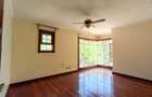 4 Bed Villa with En Suite in Kyuna - 13