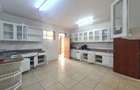 6 Bed House with En Suite at Nyari - 7