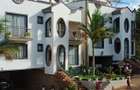 5 Bed Townhouse with En Suite in Brookside - 18