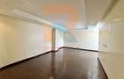 3 Bed Apartment with En Suite in Riverside - 10