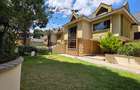 5 Bed Townhouse with En Suite at Lavington Green - 14