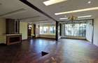 4 Bed House with En Suite at Mountain View - 3