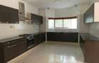 5 Bed Villa with Swimming Pool in Runda - 3