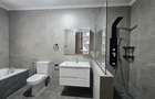 5 Bed House with En Suite in Runda - 12