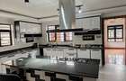 5 Bed House with En Suite in Runda - 3