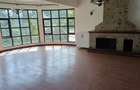 5 Bed House with En Suite at Ridgeways - 14