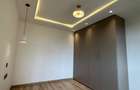 3 Bed Apartment with En Suite at Riverside Drive - 16