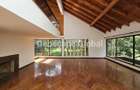 5 Bed House with En Suite in Spring Valley - 4