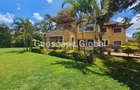 5 Bed House with En Suite in Runda - 1