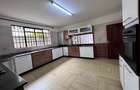 5 Bed Townhouse with En Suite in General Mathenge - 14