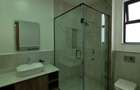 5 Bed Townhouse with En Suite at Lavington Green - 16