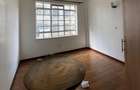 3 Bed Apartment with En Suite at Hatheru Road - 6