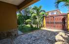 4 Bed Townhouse with En Suite at Nyali Road - 3