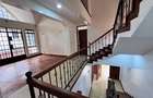 5 Bed Townhouse with En Suite in General Mathenge - 13