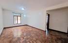 5 Bed Townhouse with En Suite at Othaya Road - 14